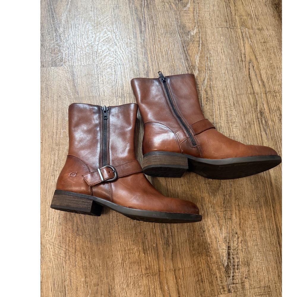Born F51106 Brown Leather Ankle Boots Side Zip Buckle Lug Sole Womens 8.5M
